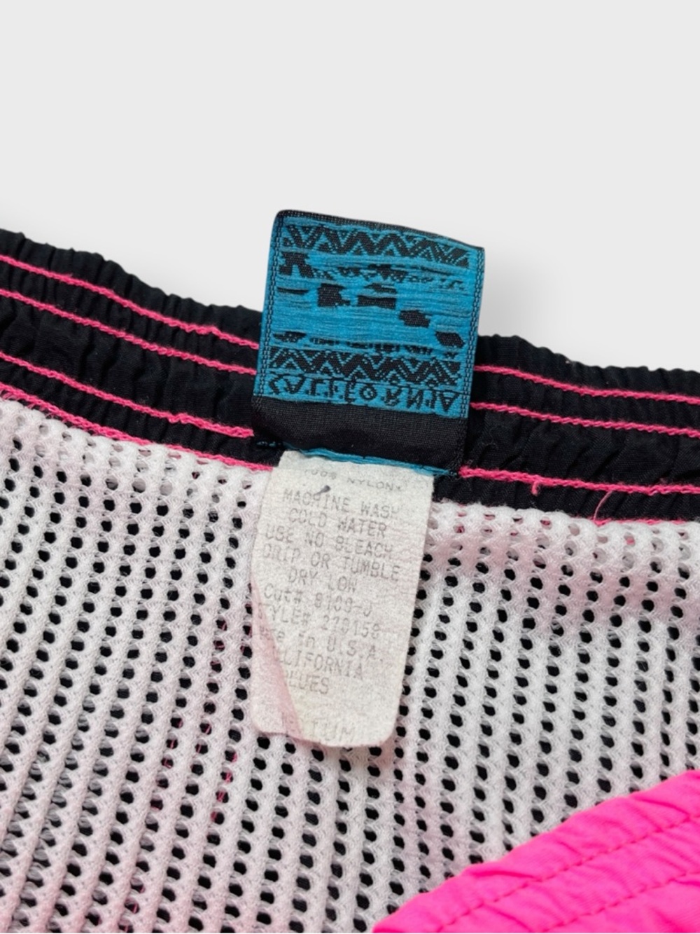 Vintage 90s California Blues Neon Swim Shorts, Nylon Logo, Pockets Trunks, Surf - Picture 6 of 7